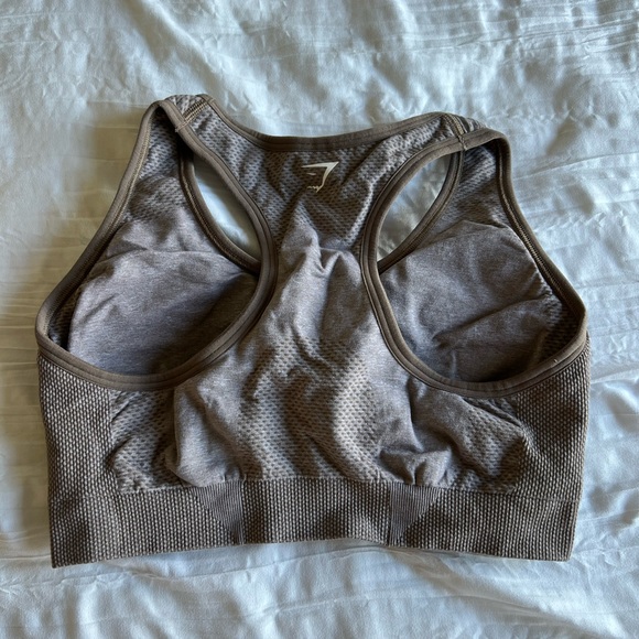 Gymshark Racerback Sports Bra - Picture 2 of 3